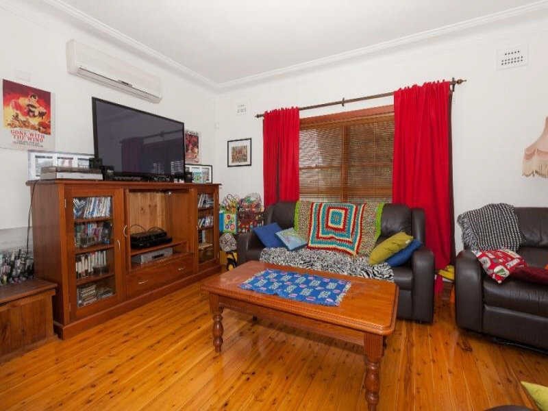 84 CENTENARY ROAD, South Wentworthville NSW 2145