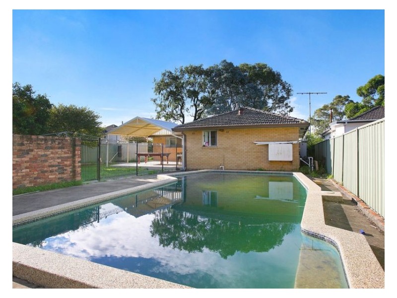 22 Kenyons Road, Merrylands NSW 2160