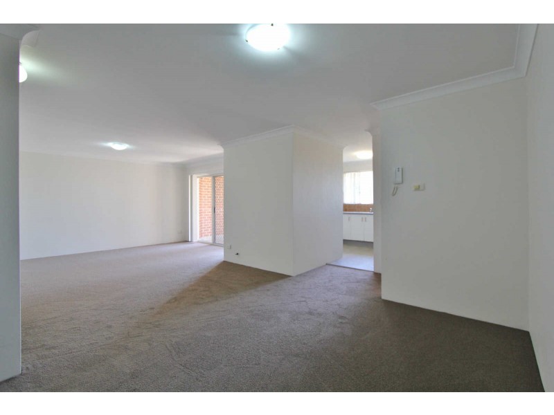 18/26 Sherwood Road, Merrylands NSW 2160