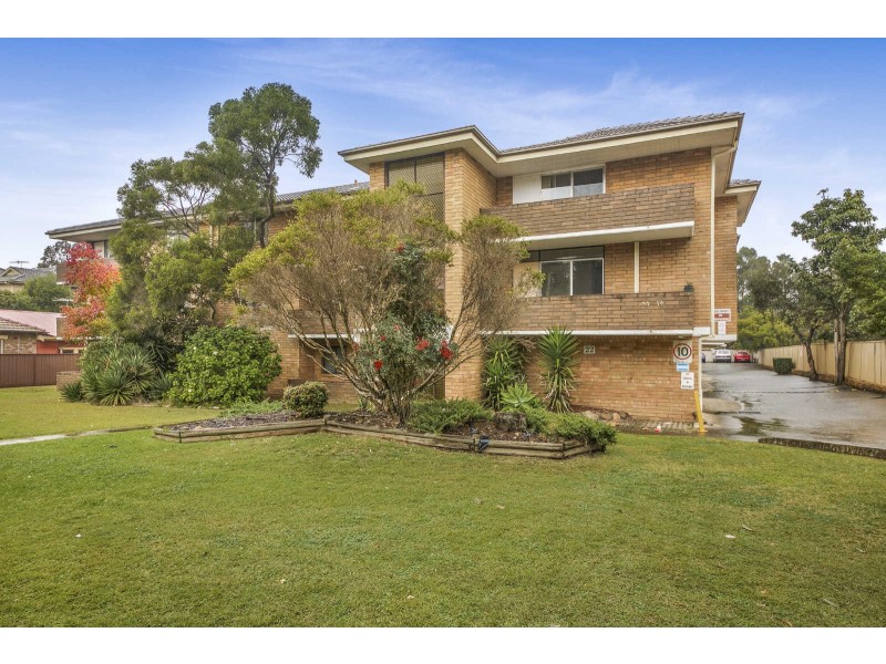 4/22 Newman Street, Merrylands NSW 2160