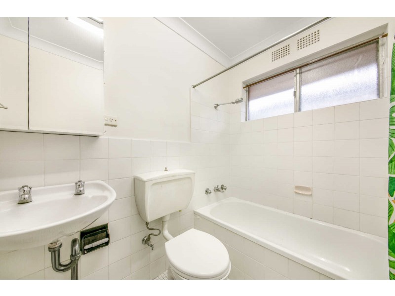 4/22 Newman Street, Merrylands NSW 2160