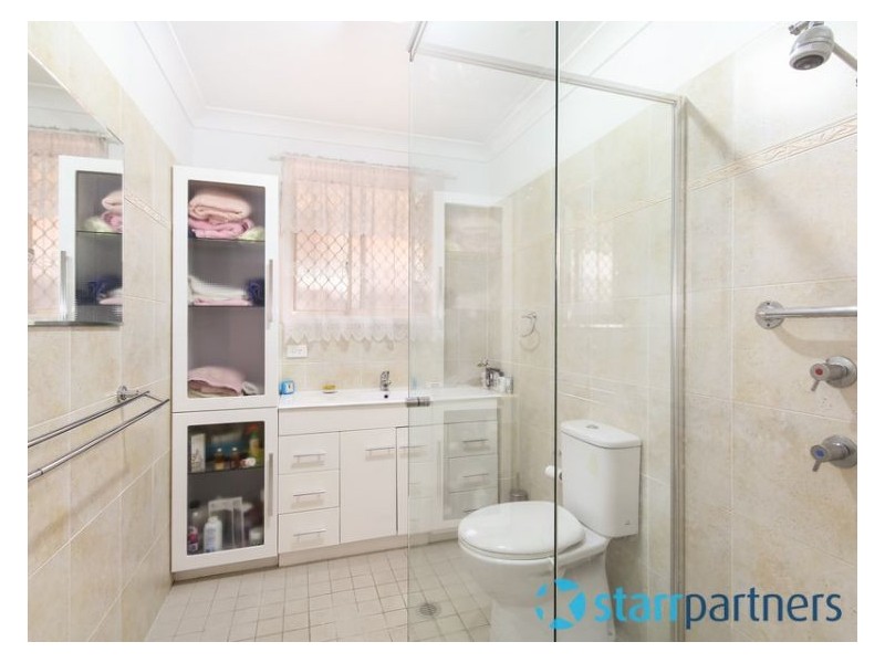 4/5A Binalong Road, Pendle Hill NSW 2145