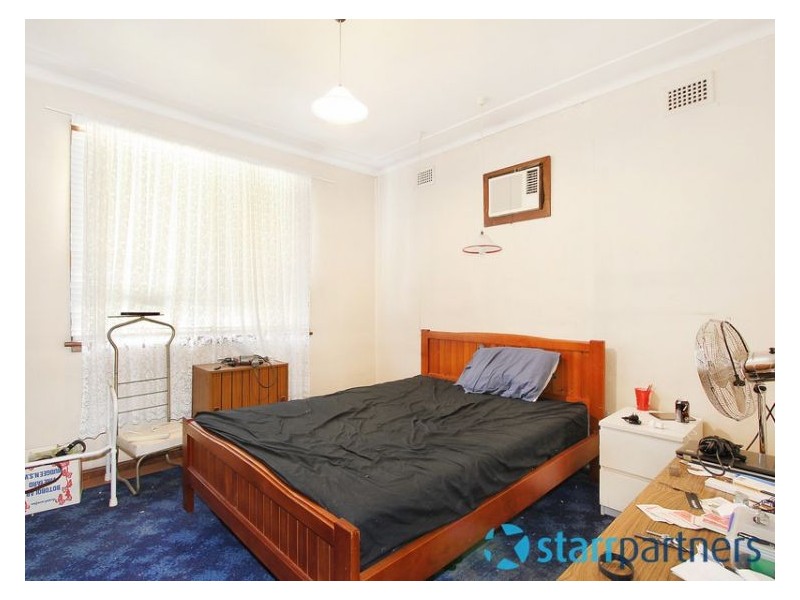 22 Leeton Street, Merrylands NSW 2160