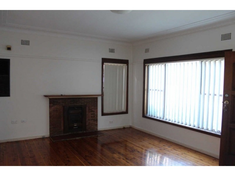 52 ROWLEY ROAD, Guildford NSW 2161