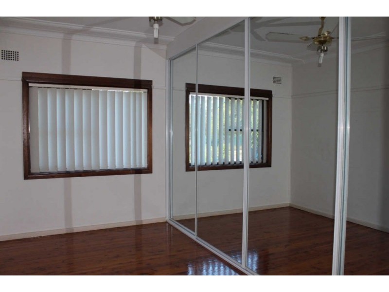 52 ROWLEY ROAD, Guildford NSW 2161