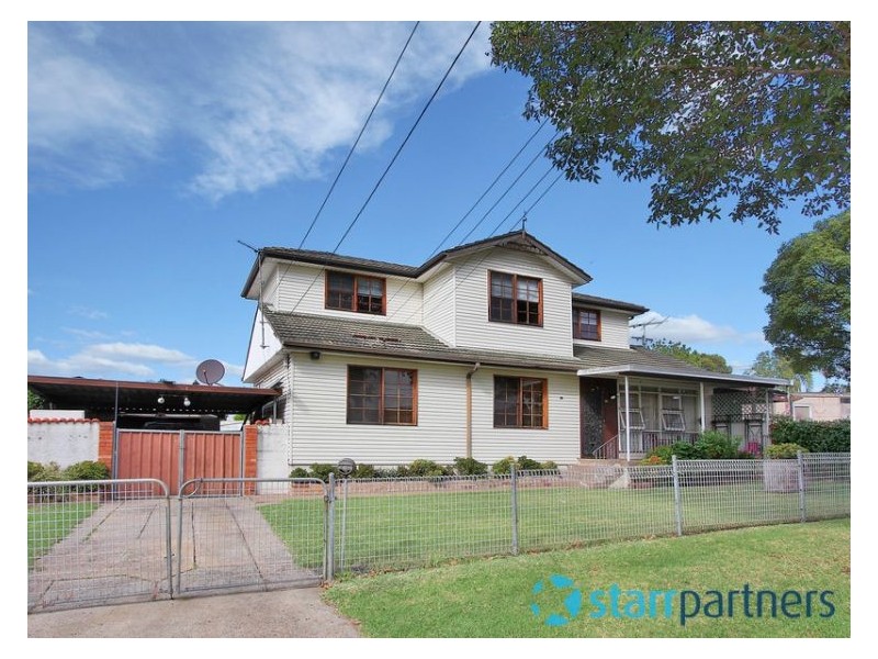 18 Hinkler Street, Smithfield NSW 2164