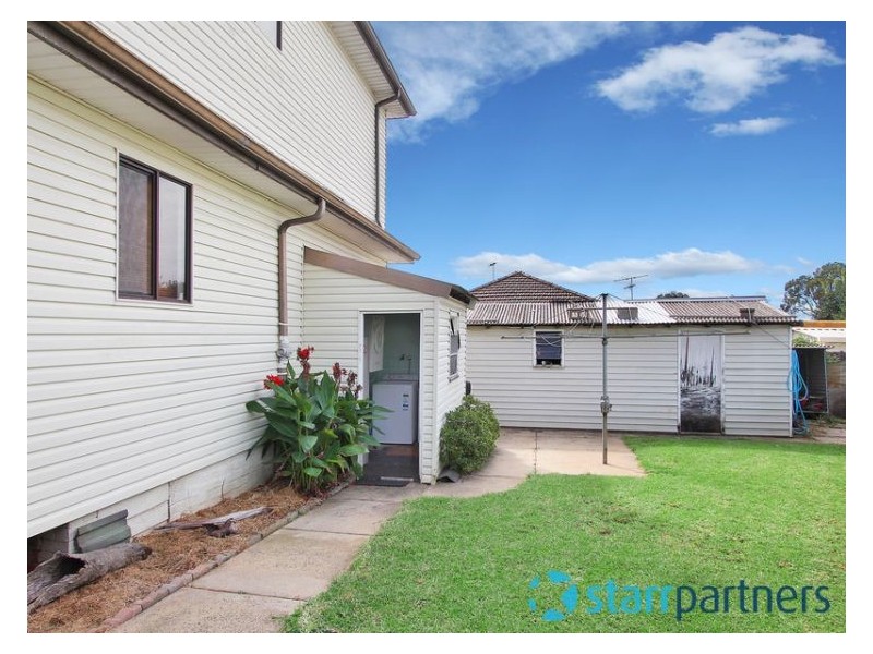 18 Hinkler Street, Smithfield NSW 2164