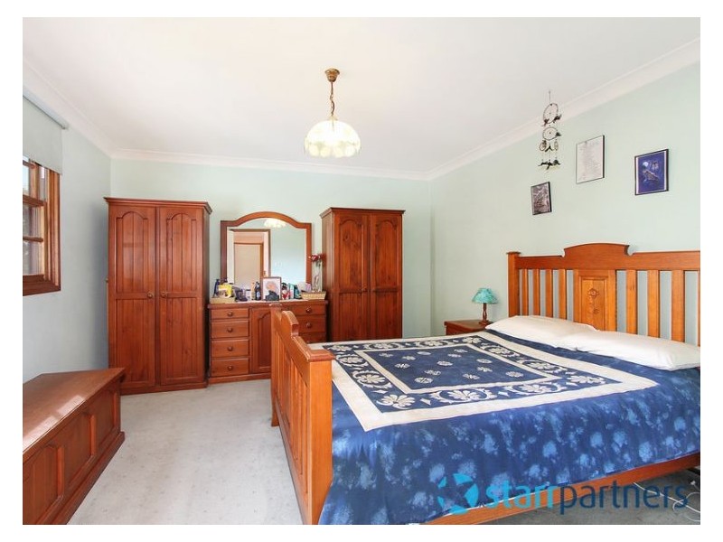 18 Hinkler Street, Smithfield NSW 2164