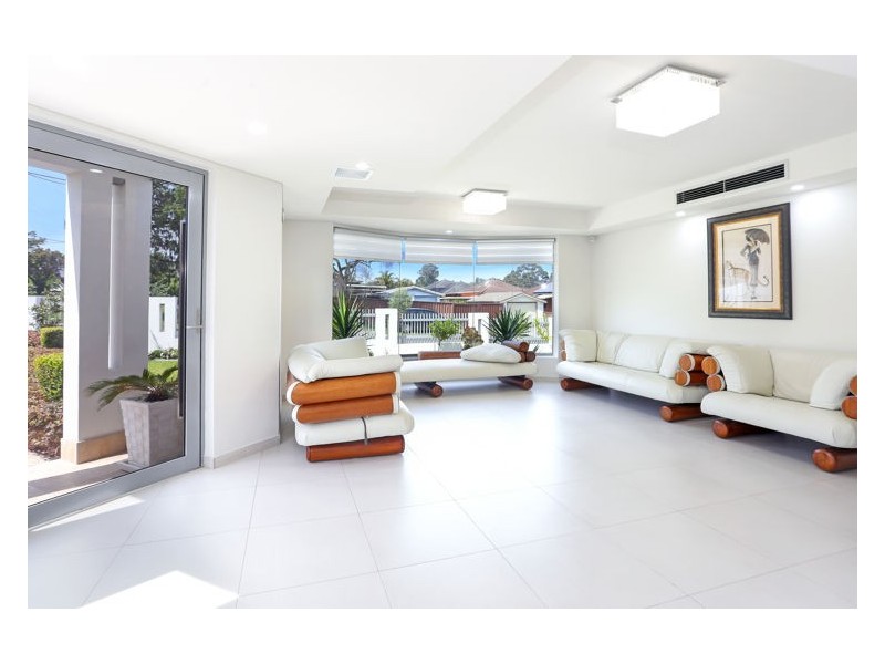 1 Hanbury Street, Greystanes NSW 2145