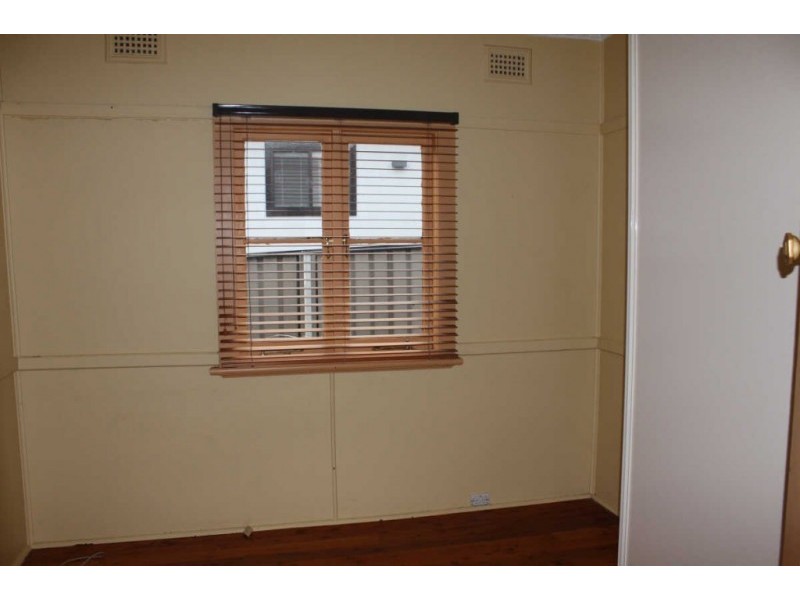 4 BELMONT STREET, Merrylands NSW 2160