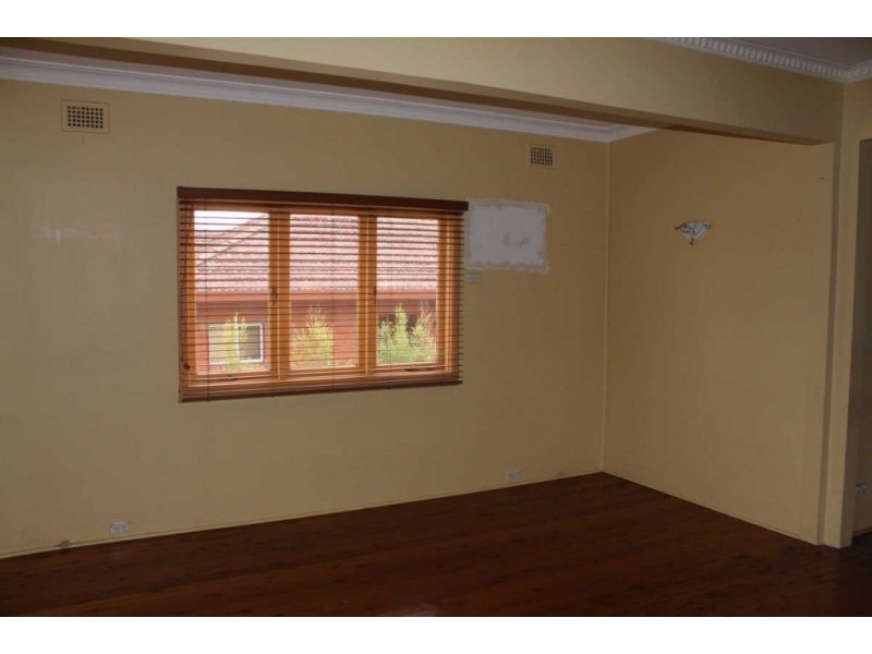 4 BELMONT STREET, Merrylands NSW 2160