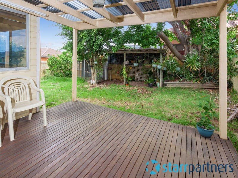 10 APSLEY STREET, Guildford NSW 2161