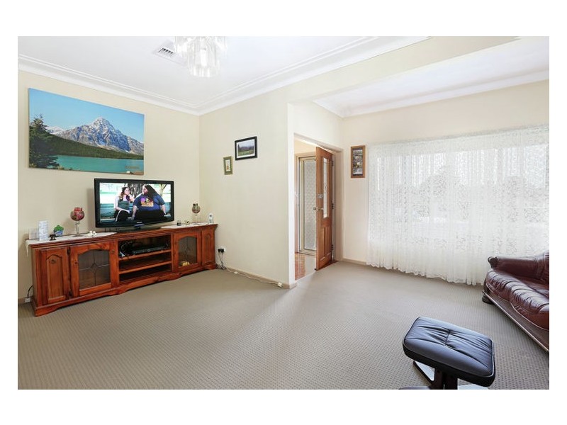 11 Slapp Street, Merrylands NSW 2160