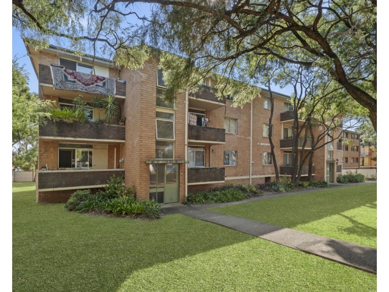 2/9-15 Arthur Street, Merrylands NSW 2160