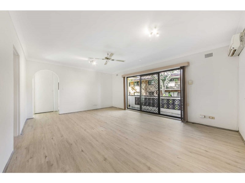 10/12 Cambridge Street, Merrylands NSW 2160