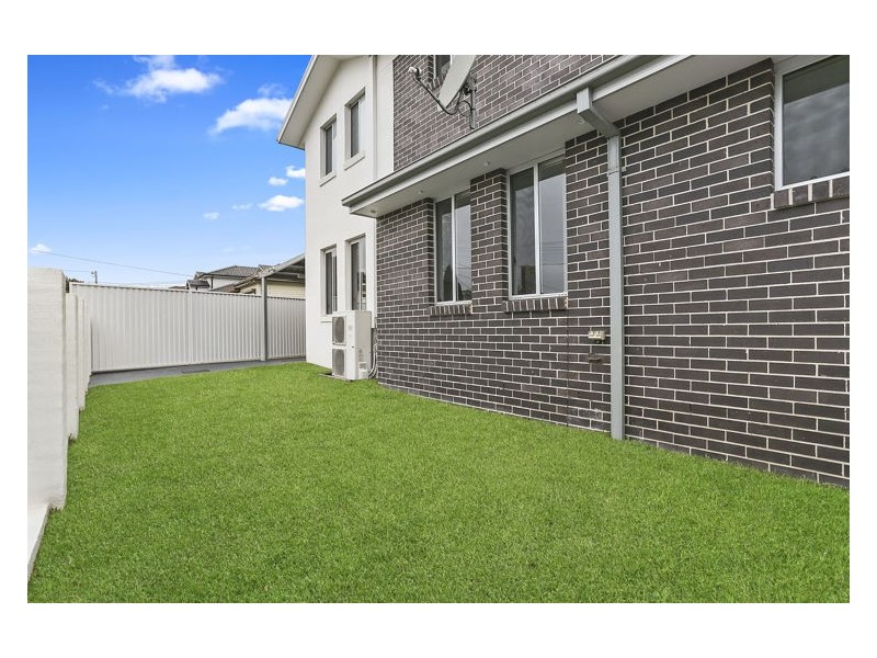 28 Edna Avenue, Merrylands NSW 2160