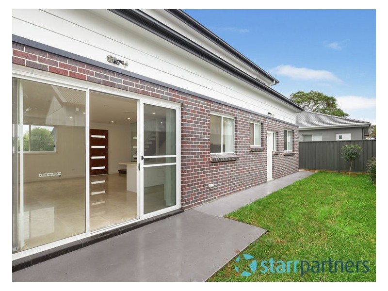 2A Gloucester Avenue, Merrylands NSW 2160