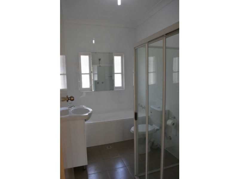 01 SPRINGFIELD STREET, Guildford NSW 2161