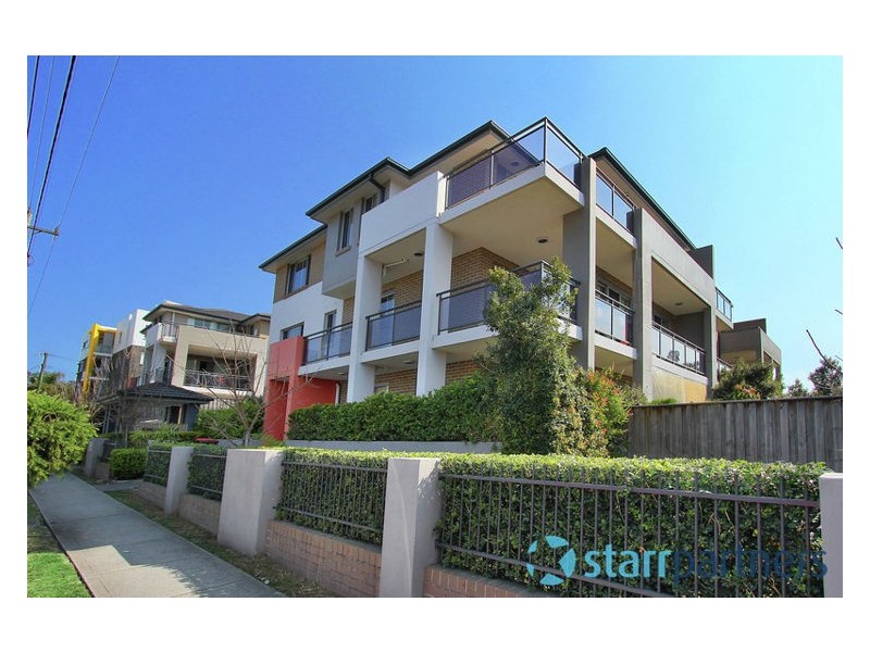 8/21-27 Cross Street, Guildford NSW 2161