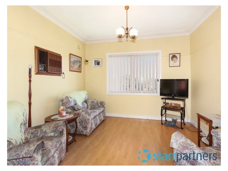 8 Jersey Road, South Wentworthville NSW 2145