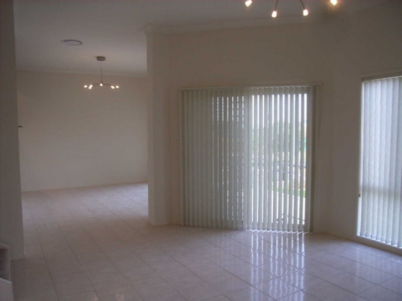 10 NEA DRIVE, Pemulwuy NSW 2145