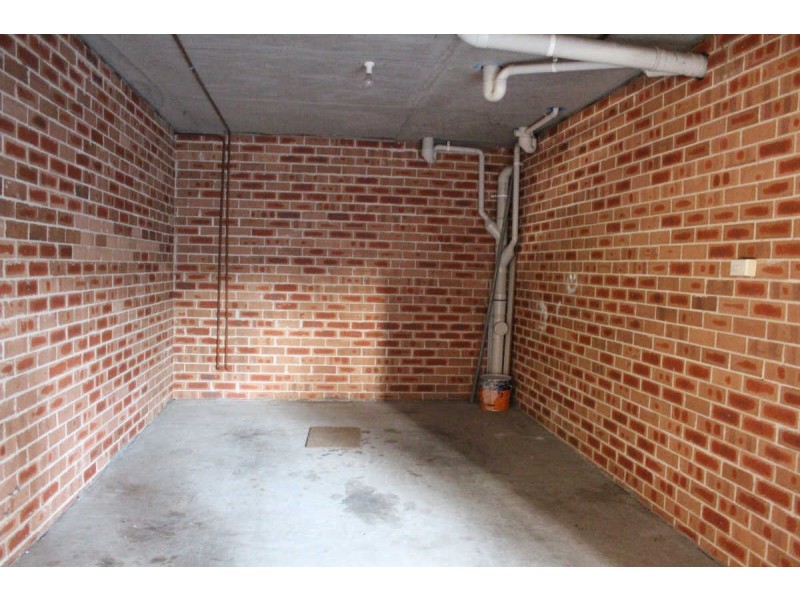 2/20 CHETWYND ROAD, Merrylands NSW 2160