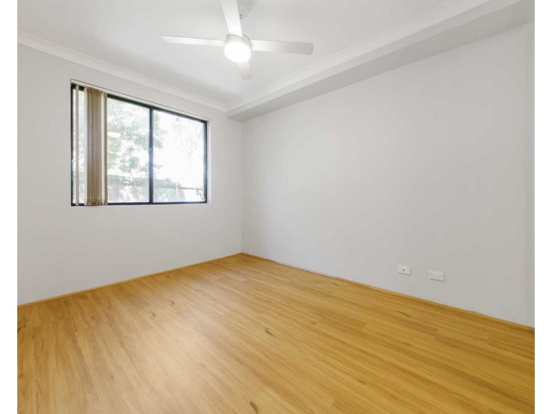5/10-12 Reid Av, Westmead NSW 2145