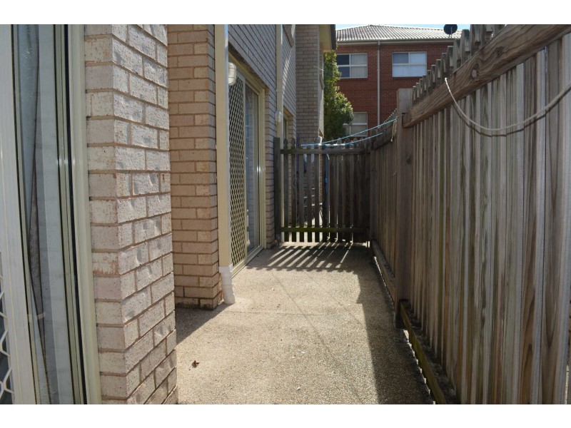 2/439 Guildford Rd, Guildford NSW 2161