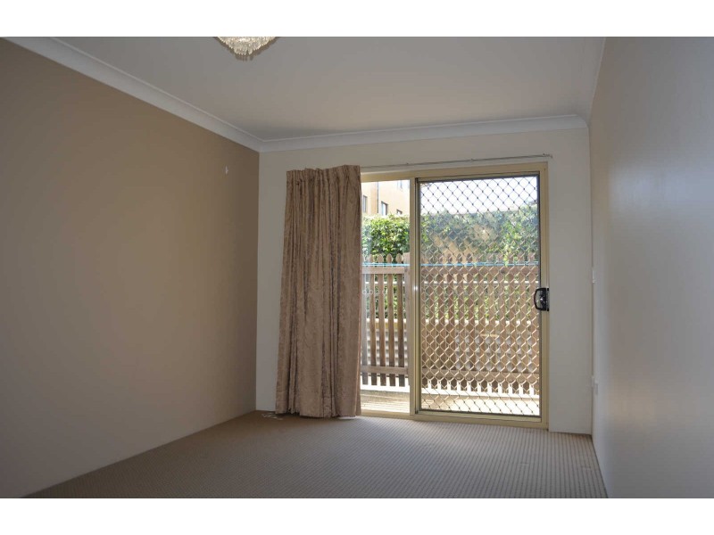 2/439 Guildford Rd, Guildford NSW 2161
