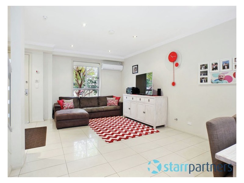 3/8 Carhullen Street, Merrylands NSW 2160