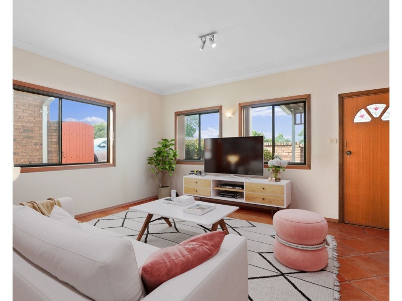 6 Craigelea Street, Guildford NSW 2161