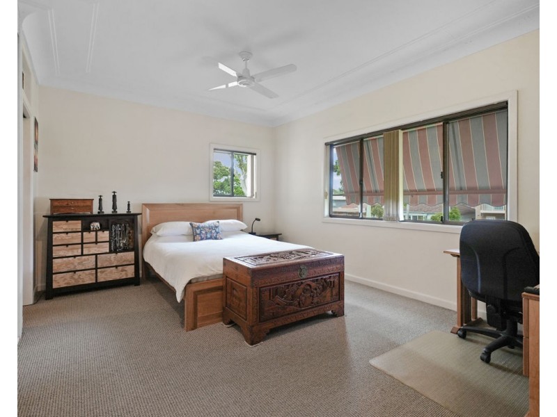 6 Craigelea Street, Guildford NSW 2161