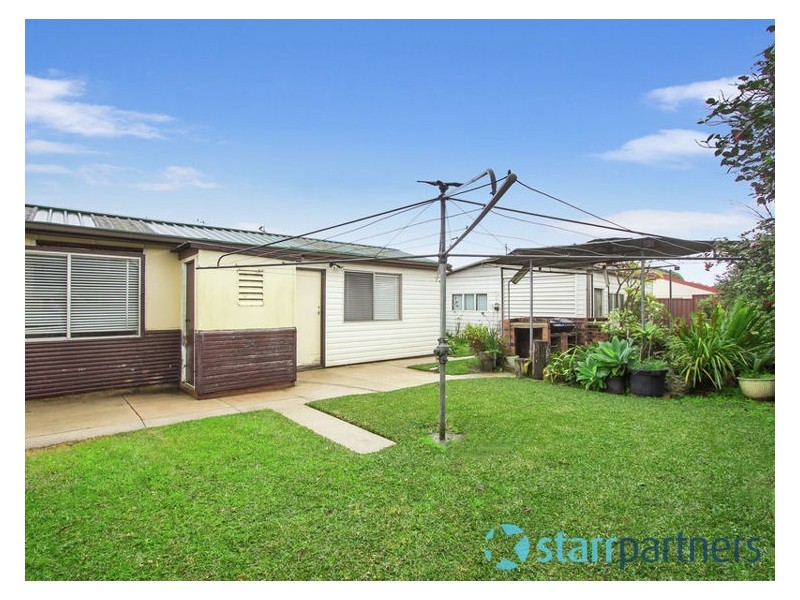 2 Dell Street, Woodpark NSW 2164