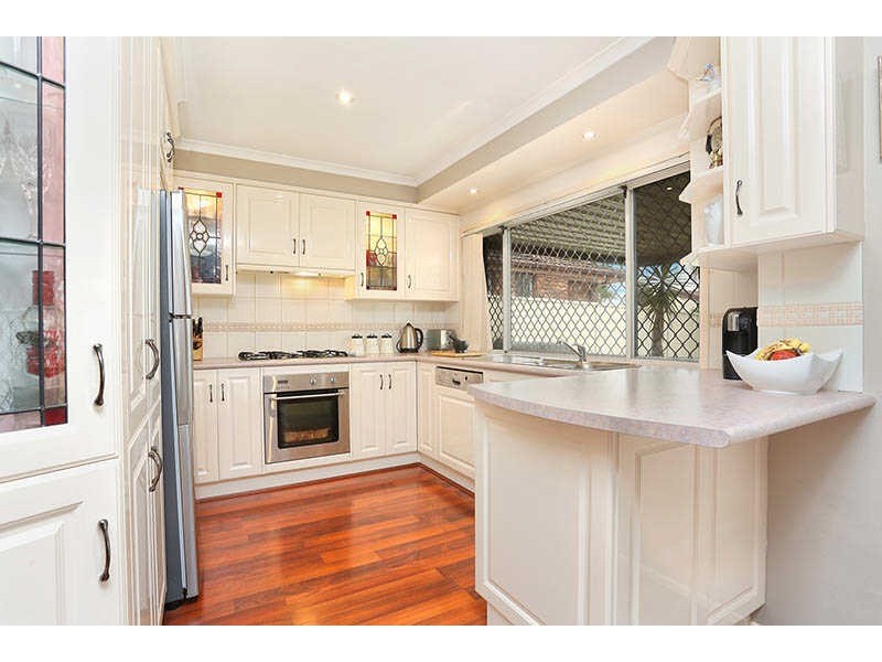 6 CARPENTER PLACE, Minchinbury NSW 2770