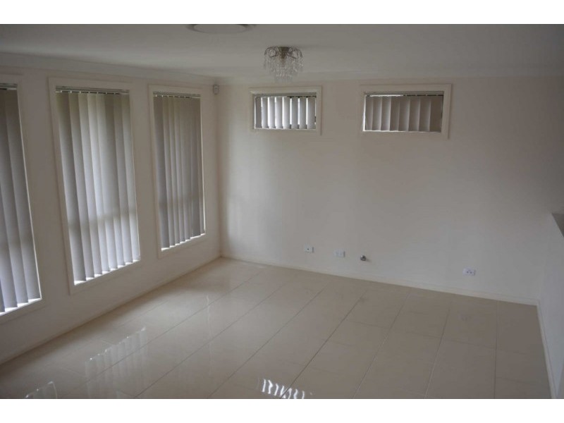 1 BRANNIGAN STREET, Ropes Crossing NSW 2760