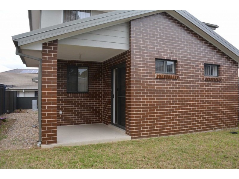 1 BRANNIGAN STREET, Ropes Crossing NSW 2760