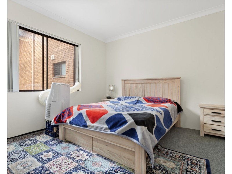 2/10-12 Paton Street, Merrylands NSW 2160