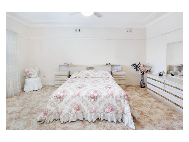 9 Little Road, Bankstown NSW 2200