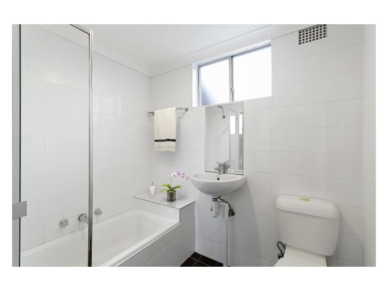 1/43a Grand Avenue, Westmead NSW 2145