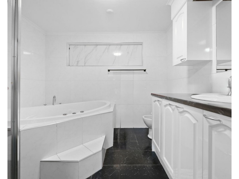 816 Merrylands Road, Greystanes NSW 2145