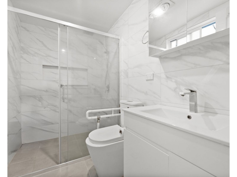 816 Merrylands Road, Greystanes NSW 2145