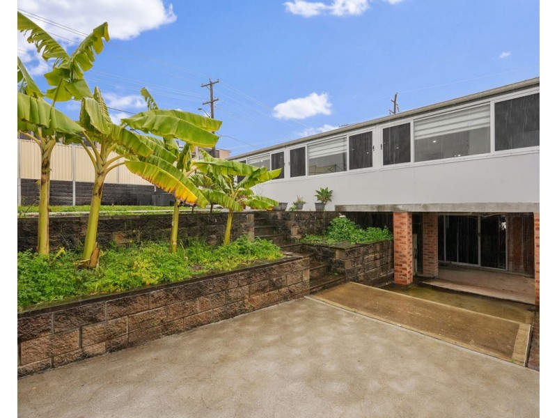 816 Merrylands Road, Greystanes NSW 2145