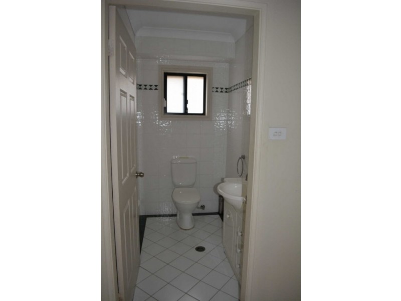 43 HOLROYD ROAD, Merrylands NSW 2160