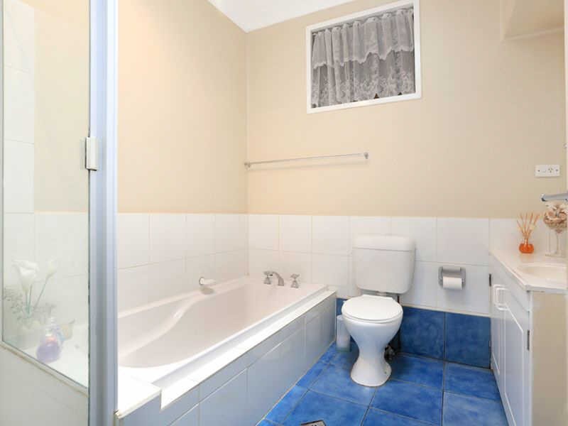 2 DUNSHEA PLACE, Guildford NSW 2161