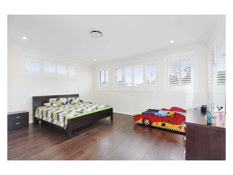 9 Johnstone Street, Guildford NSW 2161