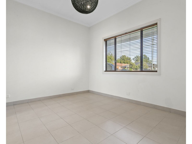 18 Chamberlain Road, Guildford NSW 2161