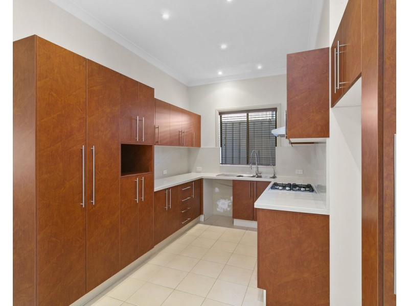 18 Chamberlain Road, Guildford NSW 2161