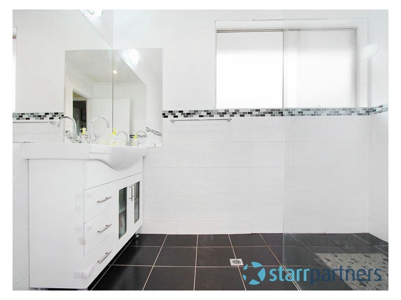 2/83 Queen Street, Guildford NSW 2161