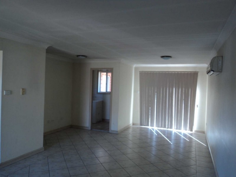 02/10 RICKARD STREET, Merrylands NSW 2160