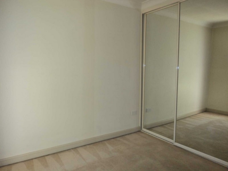 02/10 RICKARD STREET, Merrylands NSW 2160